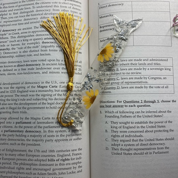 Mermaid tail Resin flower bookmark - Picture 4 of 7